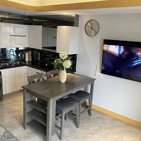 אנגלס Walking Street Condo Beautiful 1 King Bedroom מראה חיצוני תמונה